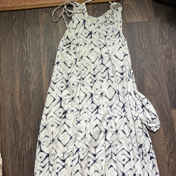 Billabong Dress - Picture 8 of 8